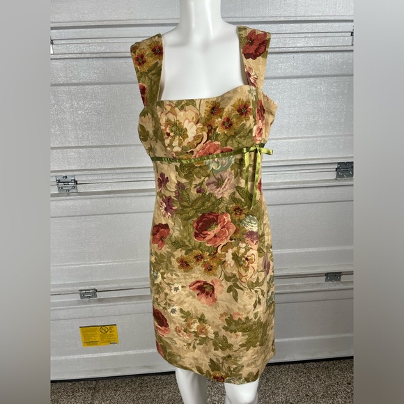 Maggy London Dresses & Skirts - Maggy London